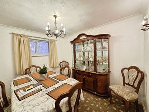 Dining Room- click for photo gallery